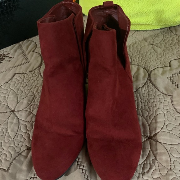 Platform booties - Picture 2 of 5